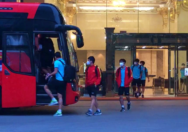 Thua toi thieu truoc A Rap Xe-ut, doi tuyen Viet Nam chua co diem-Hinh-13