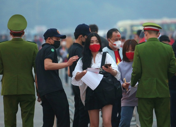 Thua toi thieu truoc A Rap Xe-ut, doi tuyen Viet Nam chua co diem-Hinh-17