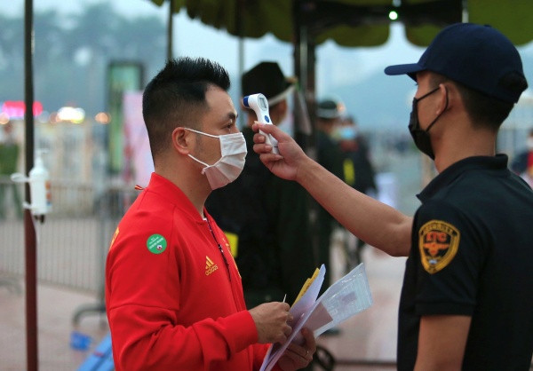 Thua toi thieu truoc A Rap Xe-ut, doi tuyen Viet Nam chua co diem-Hinh-18