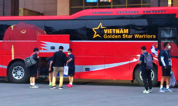 Thua toi thieu truoc A Rap Xe-ut, doi tuyen Viet Nam chua co diem-Hinh-12