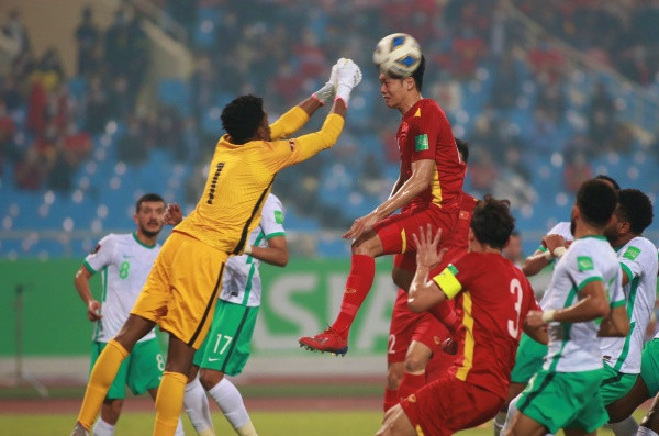 Thua toi thieu truoc A Rap Xe-ut, doi tuyen Viet Nam chua co diem-Hinh-5