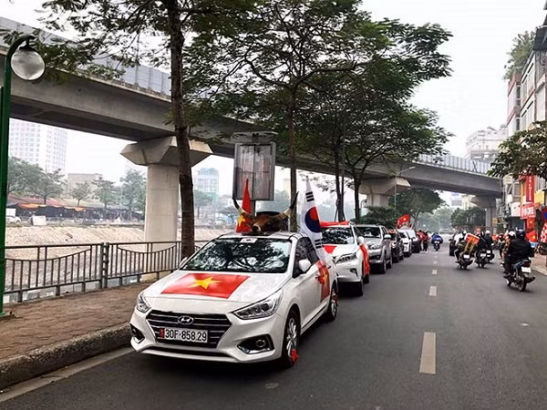 Thua toi thieu truoc A Rap Xe-ut, doi tuyen Viet Nam chua co diem-Hinh-21