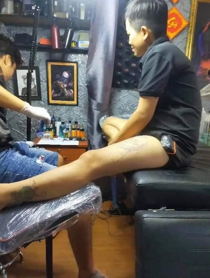 Việc xăm hình vợ hay người yêu lên cơ thể vốn chẳng phải quá xa lạ với nhiều cặp đôi.