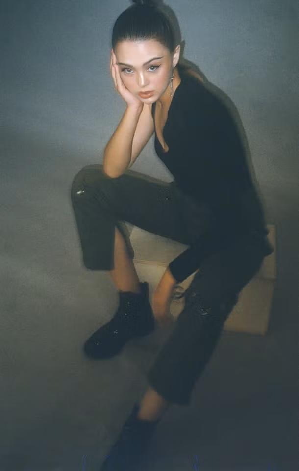 Dianka Zakhidova hiện đang được đánh giá là một trong những nàng WAGs xinh đẹp nhất ở Việt Nam.