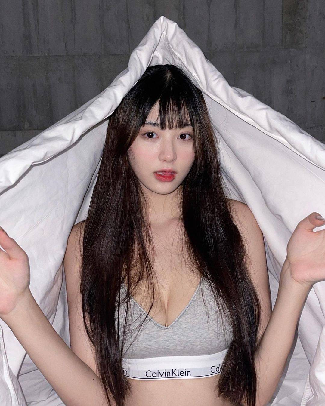 Tới mức mà ngay trong ngày đầu tiên lên sóng, Yolo đã thu hút tới hơn 7.000 lượt xem - con số quá ấn tượng với người mới bắt đầu.