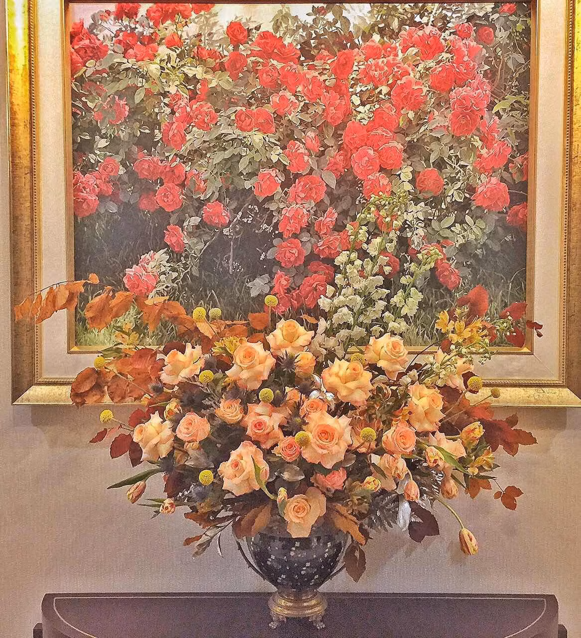 Đặc biệt hơn, chính mẹ là người đã truyền cho Đức Lợi niềm đam mê đối với con đường trở thành nghệ sĩ hoa và giờ anh chọn nó làm con đường đi của cuộc đời mình.