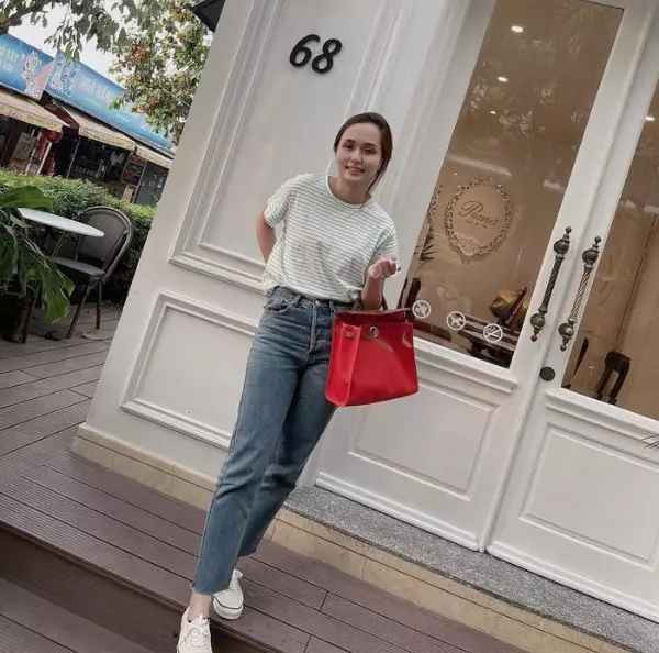 7 năm bên nhau, ngoài là người vợ đảm, biết chăm sóc, vun vén cho gia đình, Huyền Mi còn rất thành công khi có sự nghiệp kinh doanh riêng.