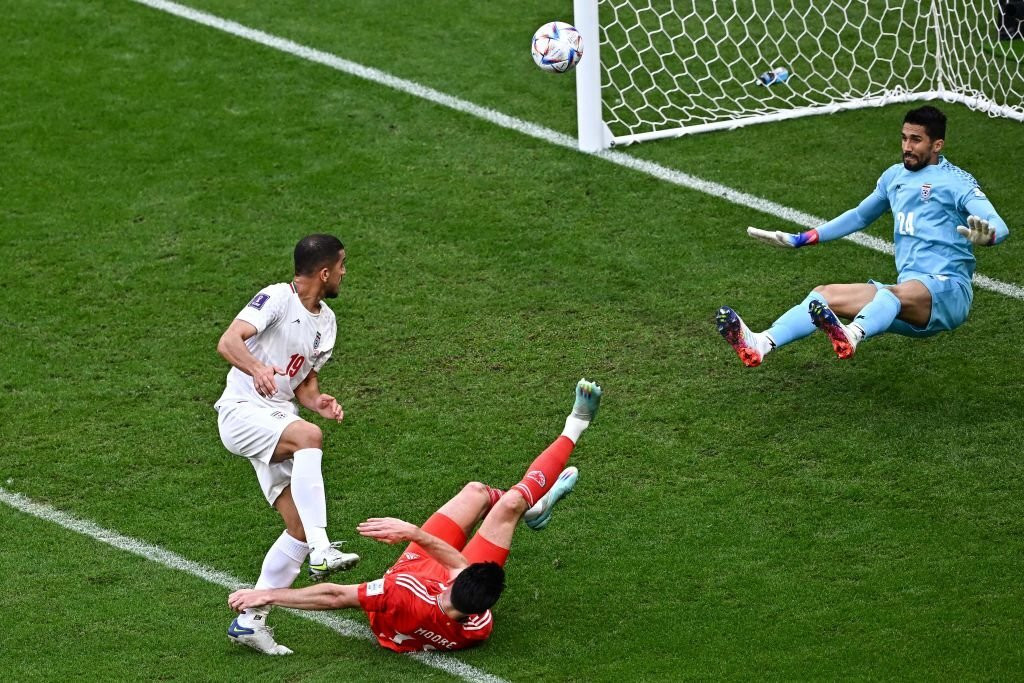 Xu Wales 0-2 Iran: No luc duoc den dap xung dang-Hinh-6