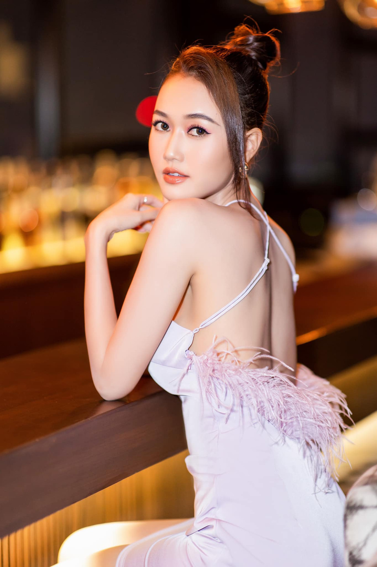 Với những lời khen có cánh dành cho phong cách quyến rũ, chắc hẳn Nhung Gumiho sẽ có thêm động lực để thay đổi bản thân theo với nhiều hình tượng khác nhau.