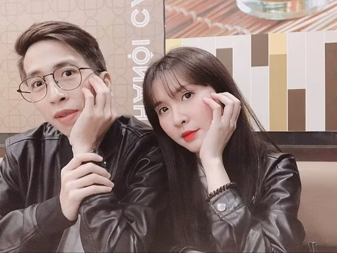 Tuy nhiên, có vẻ như câu chuyện tại hợp giữa streamer ViruSs và Ngân Sát Thủ chỉ dừng lại ở suy đoán của các fan. Bởi động thái mới nhất trên trang cá nhân của cả hai đã làm rộ lên những luồng suy nghĩ trái chiều.