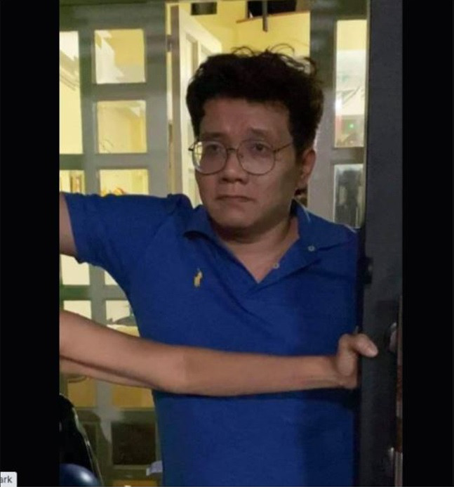 Theo nhiều nguồn tin được chia sẻ, Nhâm Hoàng Khang có hành vi đột nhập vào một mạng máy tính liên quan đến cờ bạc, sau đó quay sang tống tiền đường dây này, nhận 400 triệu đồng.