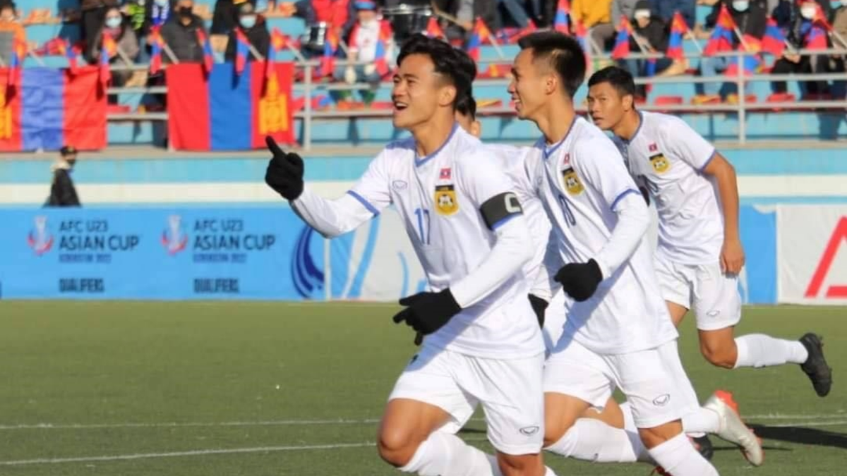 Nhan dinh doi tuyen Viet Nam - Lao: Tim lai huong vi chien thang-Hinh-3