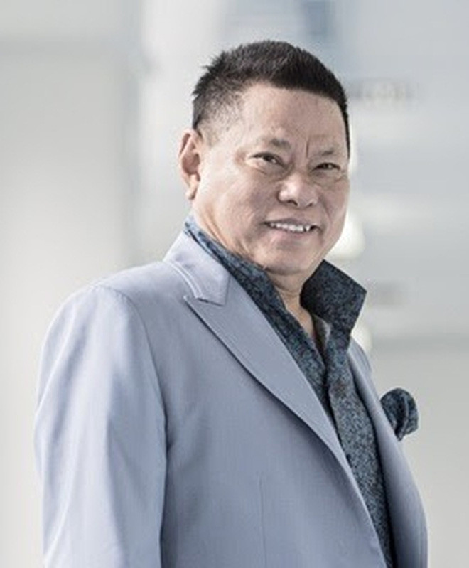 Ấy thế mà trái với mong đợi của netizen, kể từ ngày 7/10 tới nay tỷ phú Hoàng Kiều im hơi lặng tiếng.