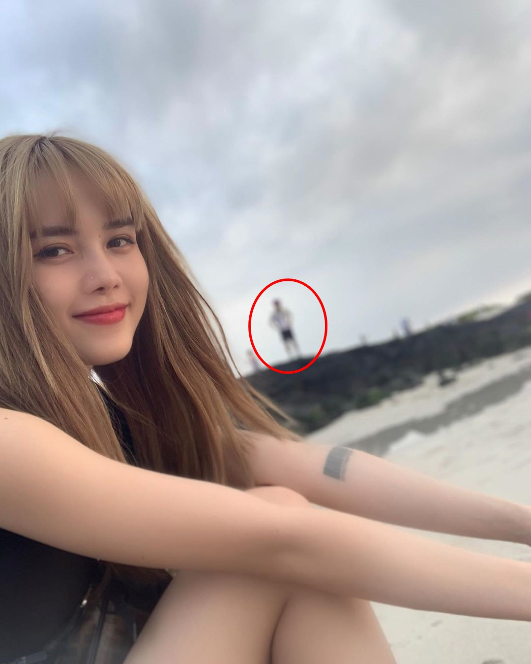 Nhưng mới đây, chính Sơn Tùng M-TP bị dân tình soi ra đã bỏ follow Thiều Bảo Trâm trên Instagram.