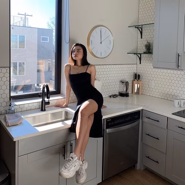 Ngay ngày đầu năm mới, cộng đồng mạng không khỏi bất ngờ khi hay tin cặp đôi Phương Uyên và Anh Kiệt "đường ai nấy đi".