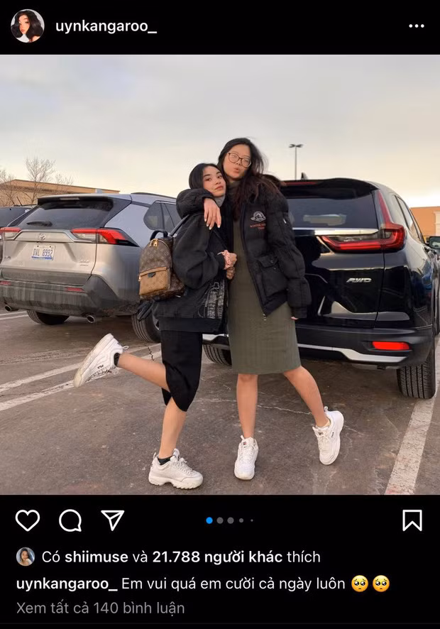 Hậu chia tay, nữ vlogger Phương Uyên lại tiếp tục có những động thái gây chú ý. Cách đây ít giờ, cô vừa đăng một loạt ảnh mới lên Instagram.