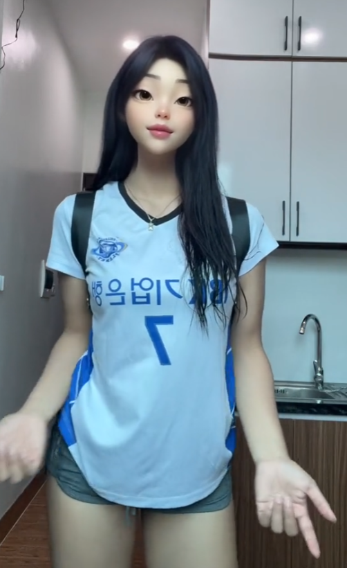 Tài khoản cá nhân của Anh Thơ thường xuyên đăng tải khoảnh khắc vui nhộn hay nhảy nhót tích cực.