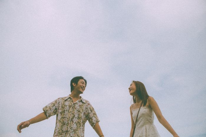 Khung cảnh tình yêu ngọt lịm tim ấy khiến bất cứ người nào đi qua nhìn thấy cũng cảm nhận được sự hạnh phúc.