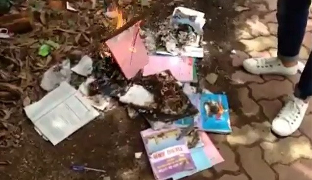 Thực tế việc xé, đốt sách vở của học sinh sau khi thi xong không còn quá mới. Trước đây, cộng đồng mạng cũng từng phẫn nộ trước hành vi đốt sách vở của một nam sinh lớp 12 sau kỳ thi đại học.