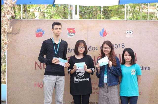 Không chỉ đạt hàng loạt giải thưởng cao trong các cuộc thi cấp trường, cấp thành phố, cấp quốc gia,.. Rufino còn từng là thành viên đội tuyển tham gia kỳ thi diễn án "Luật sở hữu trí tuệ" cấp khu vực tổ chức tại Singapore.