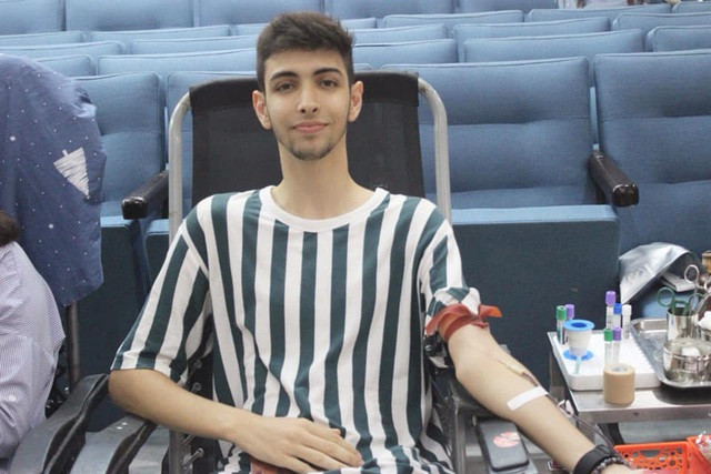 Theo tìm hiểu, em trai hot girl An Tây theo chân bố và chị gái sang Việt Nam khi mới 4 tuổi.