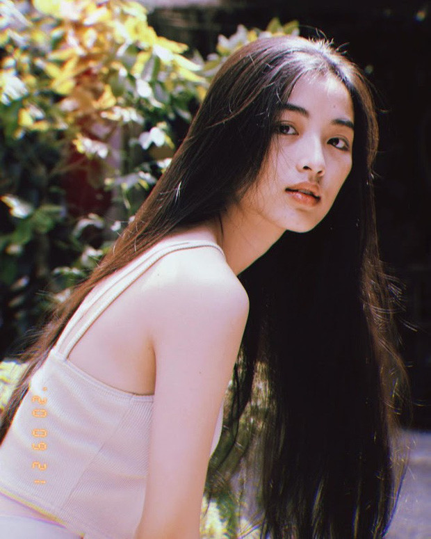 Lan Thy (sinh năm 1998) được kì vọng là nàng thơ mới của điện ảnh Việt. Sắp tới, hot girl 10X sẽ xuất hiện trong bộ phim Em và Trịnh.