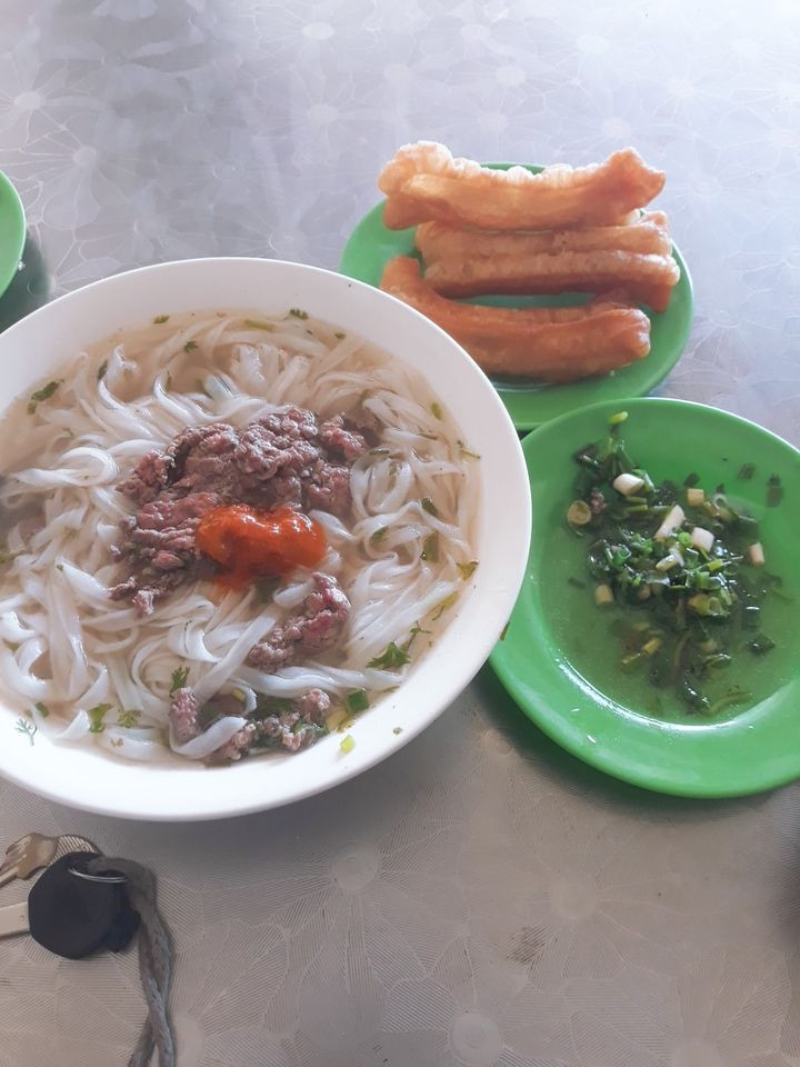 Thậm chí, nhiều người thuộc #teamghéthành khi lỡ gọi bát có hành phải kì công ngồi nhặt.