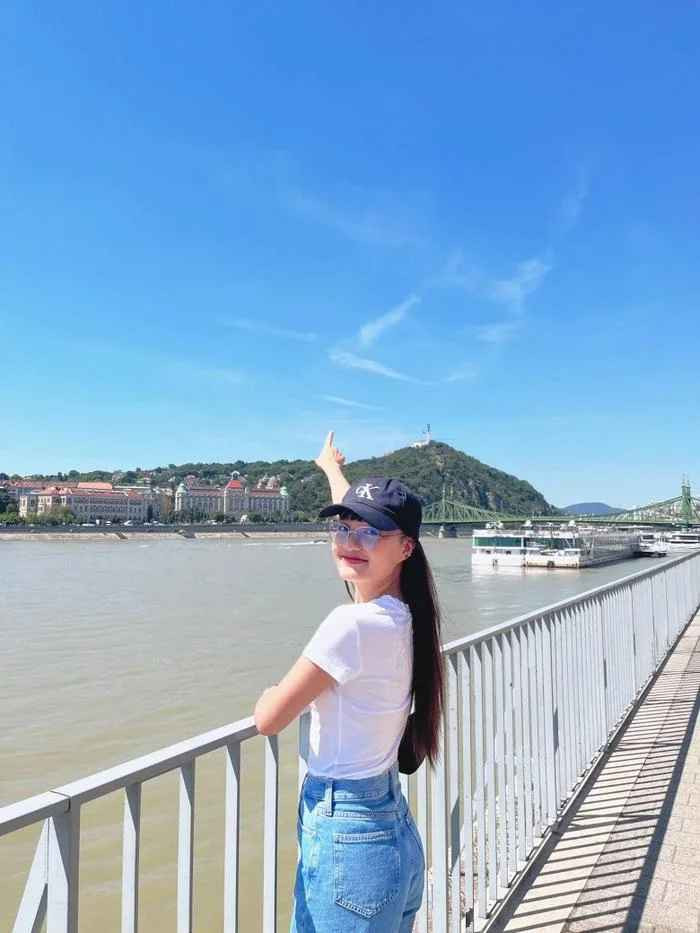 Ê Vo từng khiến nhiều người khá tò mò về cái tên của mình. Thậm chí, cô từng bị nhầm là người dân tộc thiểu số và thuở đi học bị bạn bè trêu chọc cũng bởi cái tên này.