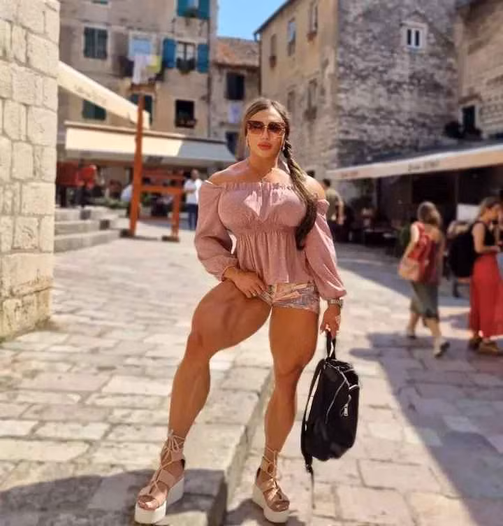 Vì vậy, khi bước sang tuổi 14, Nataliya đã bắt tay vào sự nghiệp thể hình, cô đến phòng tập gần như hàng ngày.