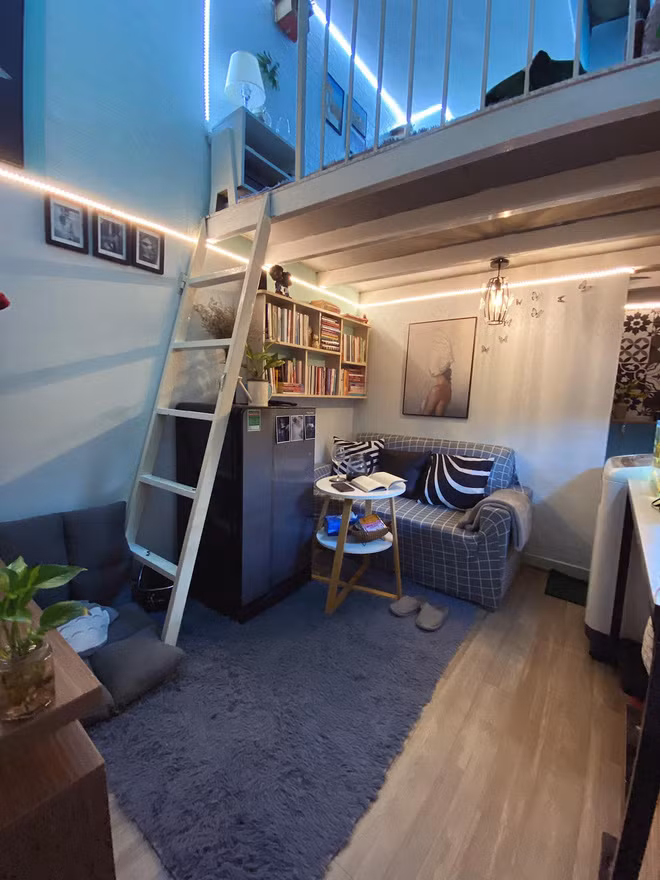 Nhưng không khó để nhận thấy ngày càng có nhiều người thay đổi suy nghĩ, họ cải tạo phòng trọ thành nơi để chill sau 1 ngày làm việc mệt mỏi. Điển hình mới nhất là anh chàng có tên Trần Đặng Hoài Trung (28 tuổi, đang sinh sống và làm việc tại TP.HCM).