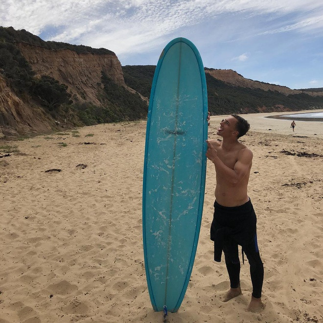 Theo Transfermarkt, giá trị chuyển nhượng của Genreau là 450.000 euro (tính đến tháng 9/2019).