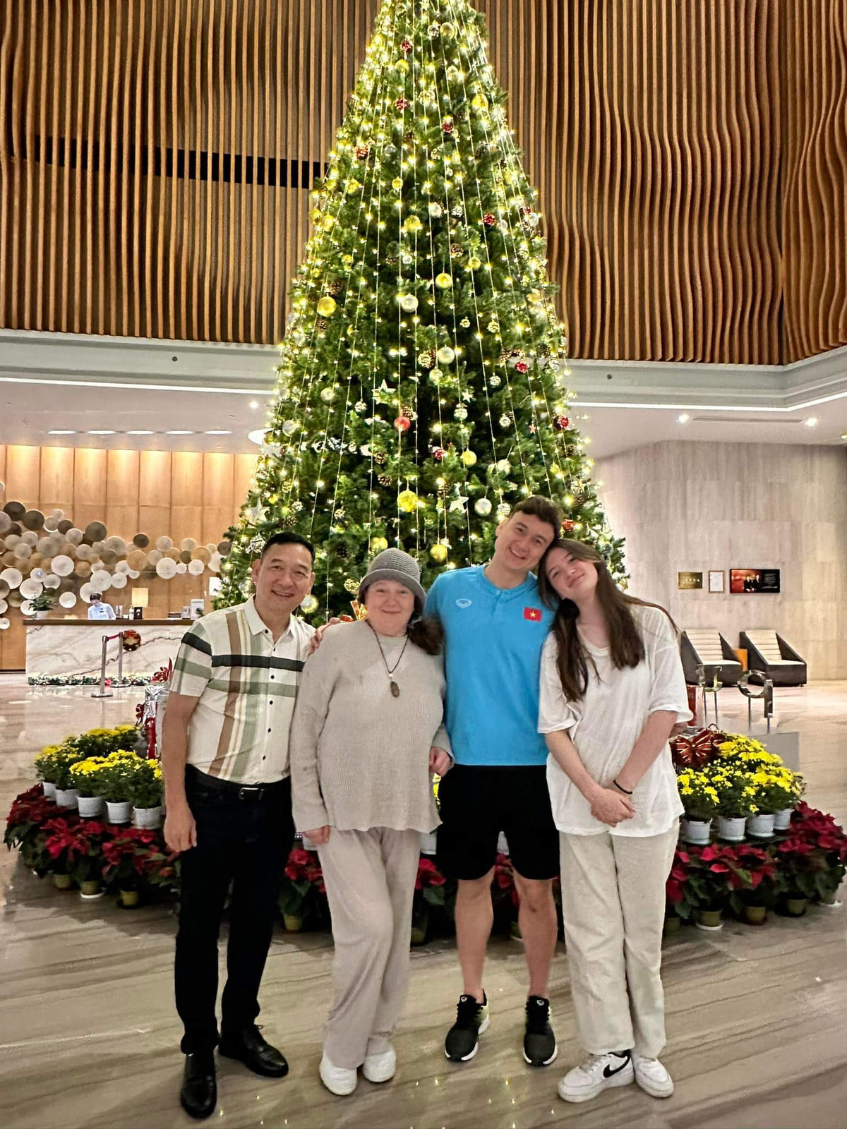 Để ghi nhận những đóng góp ấy, Văn Lâm hiện đá có mặt trong Top 5 đề cử Quả bóng vàng 2022.