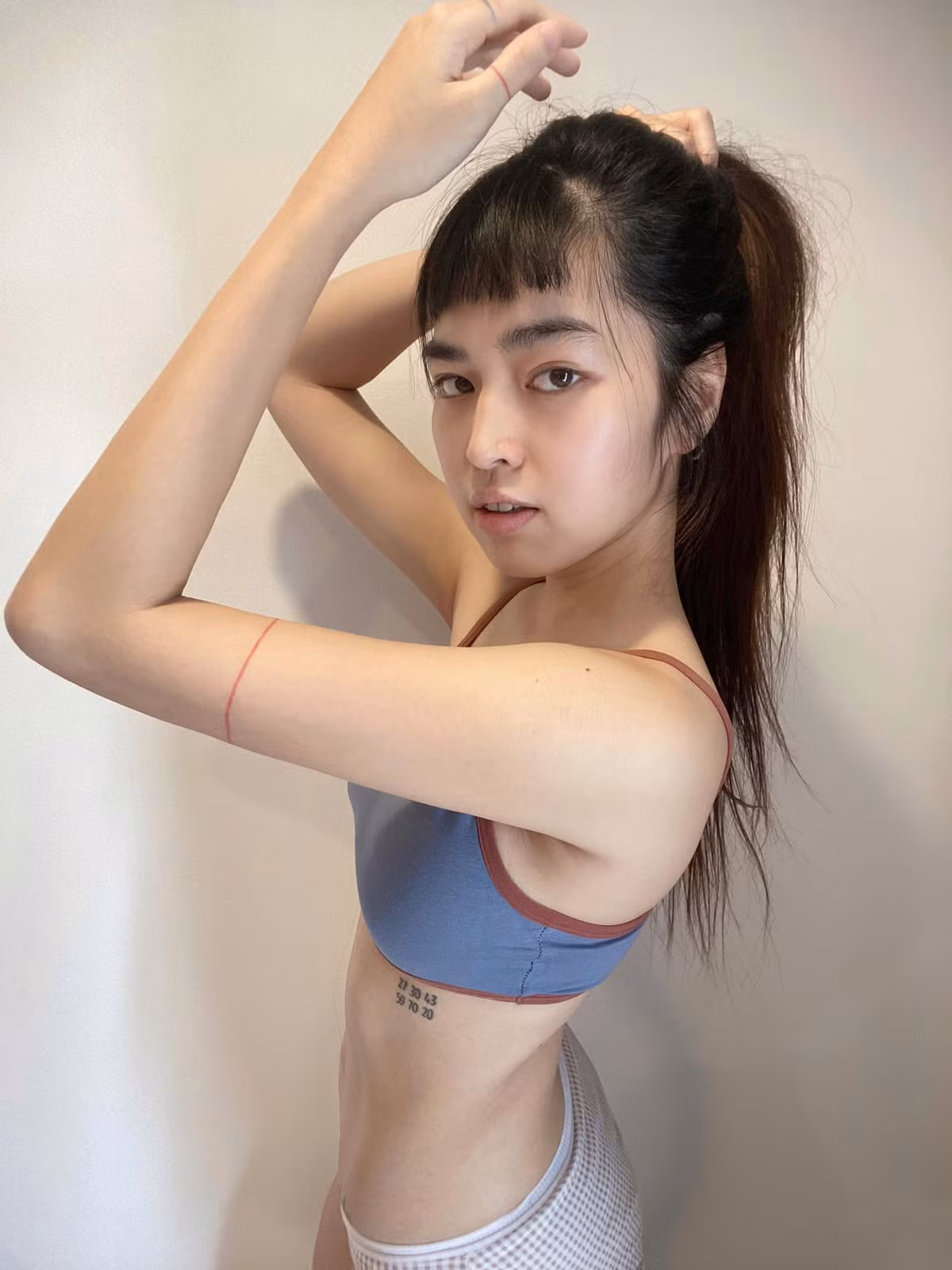 Sau khi được chăm sóc và uống thuốc, Khánh Vân đã dần hồi phục, lạc quan và vui vẻ trở lại.