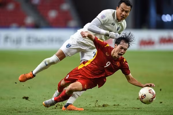 Khong con la chinh minh, doi tuyen Viet Nam bai tran truoc Thai Lan-Hinh-3