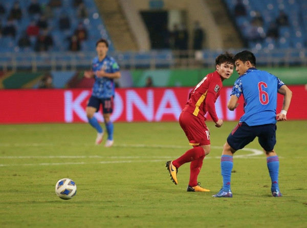 Thua sat nut truoc Nhat Ban, doi tuyen Viet Nam van trang tay-Hinh-10