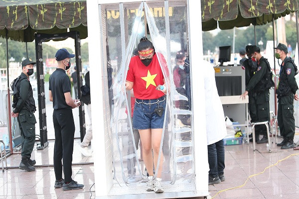 Thua sat nut truoc Nhat Ban, doi tuyen Viet Nam van trang tay-Hinh-17