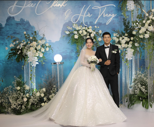 Lộ giá váy cưới của bà xã Hà Đức Chinh: Nghe thôi đừng choáng! Lo gia vay cuoi cua ba xa Ha Duc Chinh: Nghe thoi dung choang!