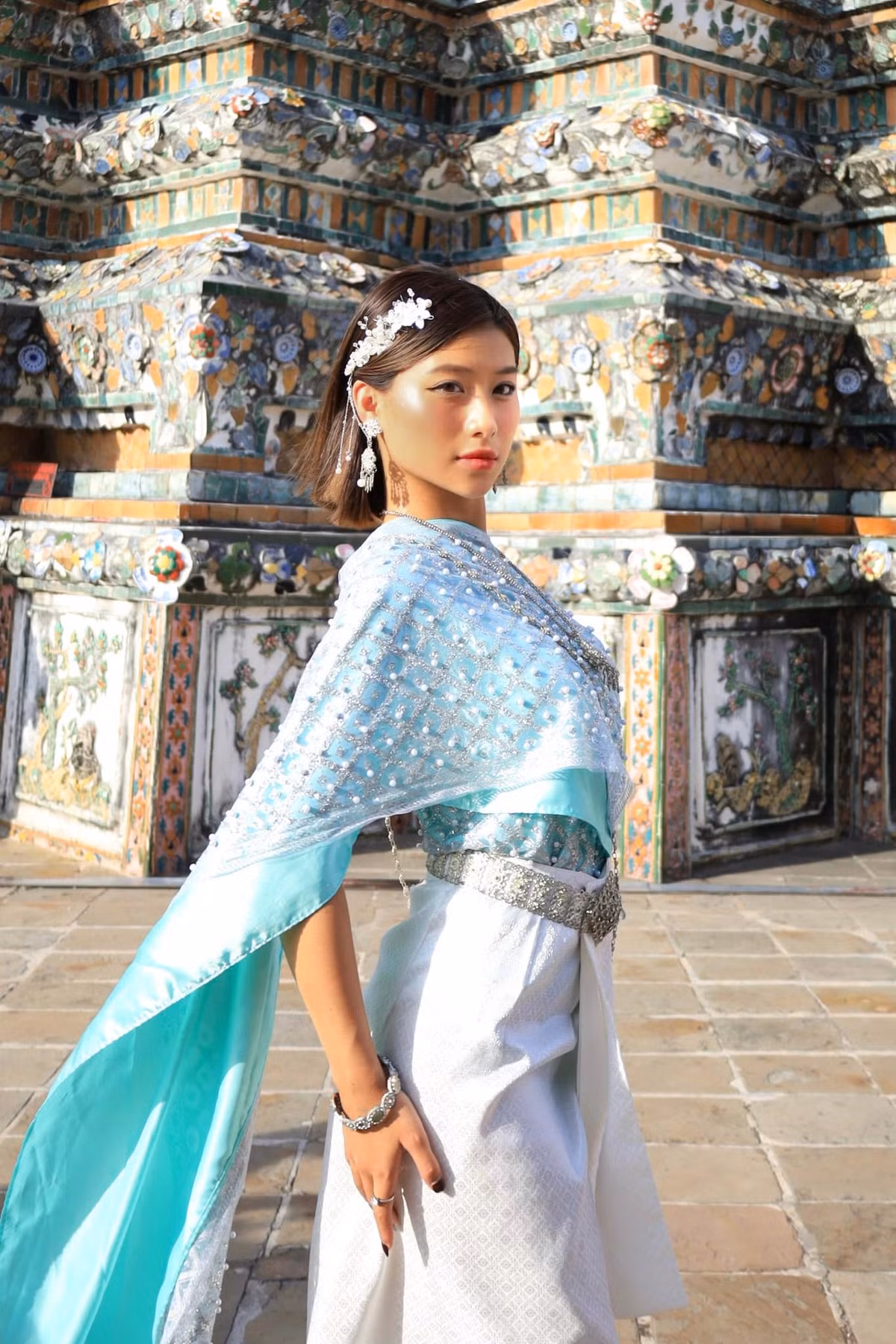 Thậm chí có người còn khuyên Louis nên sớm trở lại với bộ môn thể thao thế mạnh - TDDC vì giải nghệ ở độ tuổi 20 rất phí tài năng và nhiều năm ăn tập. Đáp lại, Phạm Như Phương khẳng định bản thân đã già và bỏ ngỏ khả năng trở lại.