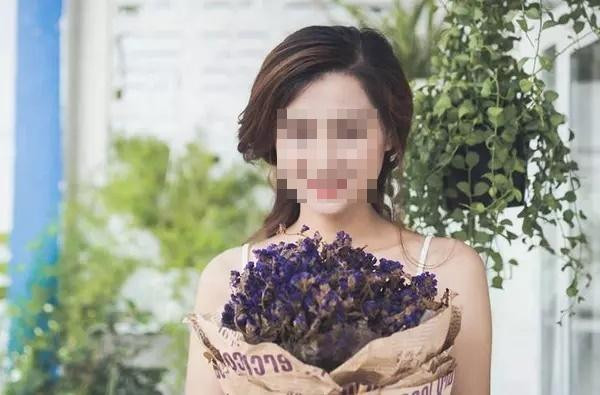 Chiều ngày 17/9, thông tin Angela Phan - bạn gái cũ Minh Nhựa đột ngột qua đời, hưởng dương 28 tuổi đã nhận về sự quan tâm lớn.