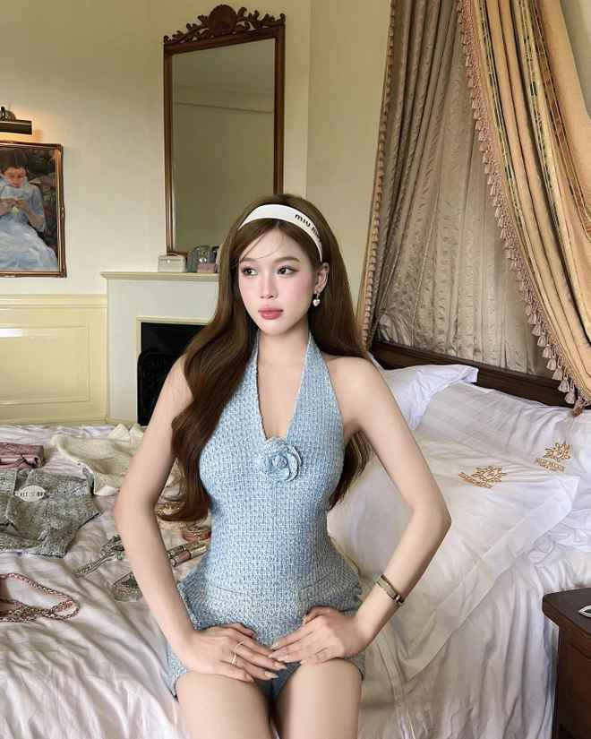 Wyn Anh bắt đầu được nhiều người biết đến trên Instagram từ khi còn học cấp 2. Những năm gần đây khi TikTok phát triển rầm rộ hơn, cô nàng chuyển hướng thêm sang làm KOL/KOC quảng cáo sản phẩm, chủ yếu vẫn là về thời trang, làm đẹp.