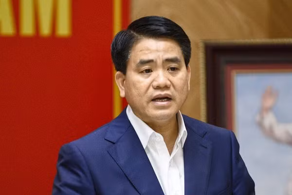 Chu tich Ha Noi ra cong dien khan ve xet nghiem SARS-CoV-2
