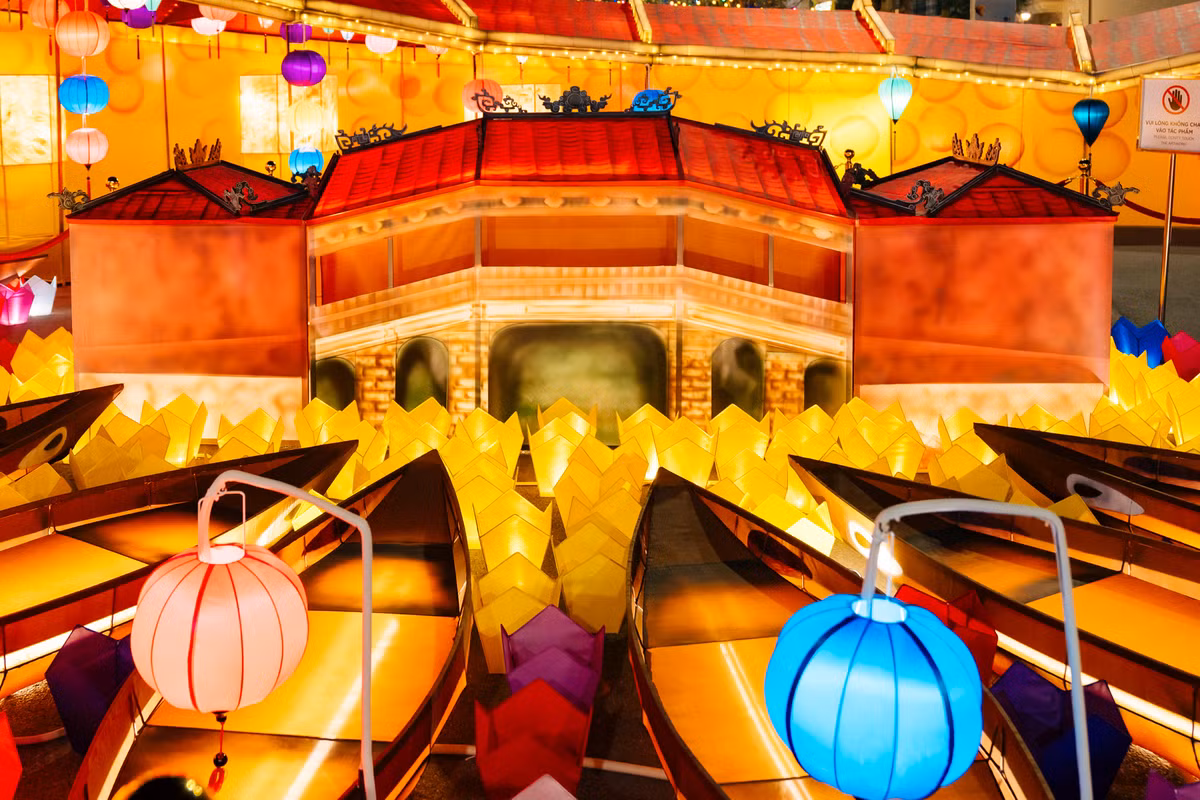 Thông qua cuộc thi, các nghệ nhân sẽ được phát huy tối đa tinh hoa của nghệ thuật đèn lồng truyền thống, kết hợp khả năng sáng tạo không giới hạn của công nghệ hiện đại để tạo ra những bữa tiệc thị giác độc lạ và mãn nhãn cho công chúng.