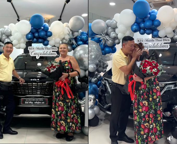 Niềm hạnh phúc của bố mẹ khiến Đặng Văn Lâm cũng vui lây và anh đã đăng tải khoảnh khắc này lên trang cá nhân.