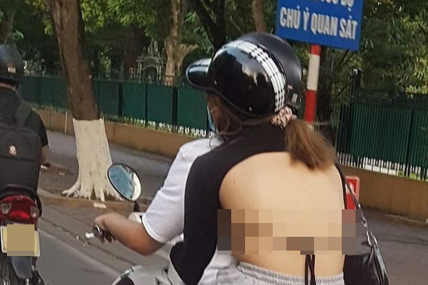 Người xưa thường nói "ăn cho mình mặc cho người", thế nhưng phong cách thời trang táo bạo của một bộ phận ngày nay khiến dư luận không khỏi bức xúc.