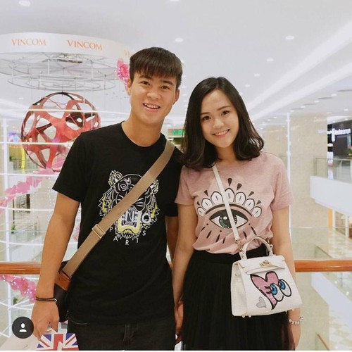 Cuối cùng, mẹ Duy Mạnh đúc kết Quỳnh Anh là một cô gái nết na, ngoan, dịu dàng.