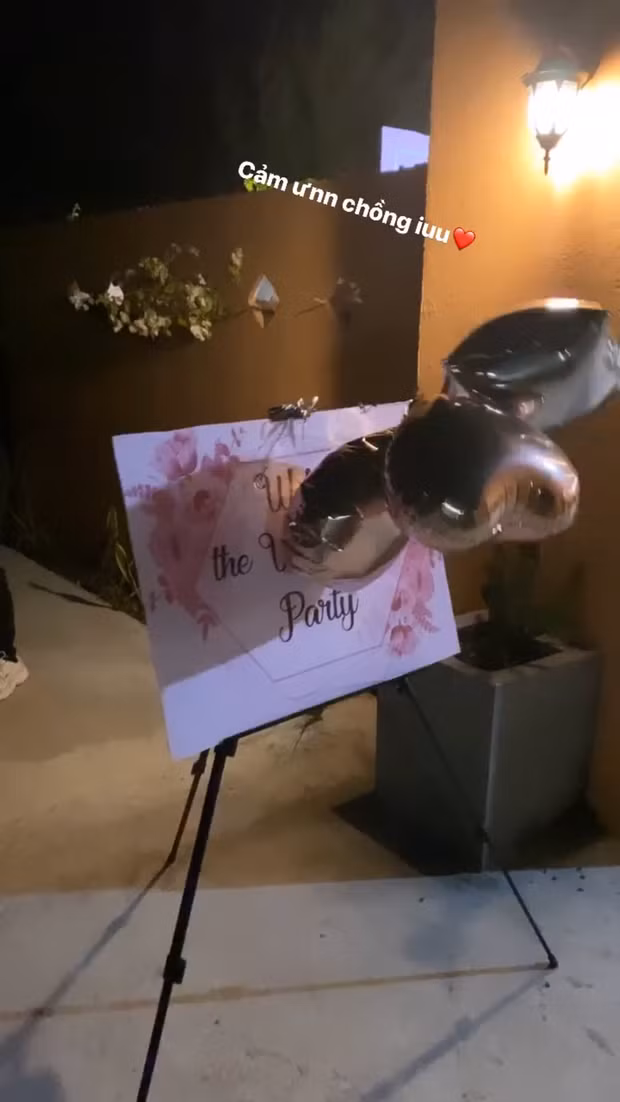 Trần Thu Hương nổi tiếng với biệt danh cô dâu 200 cây vàng Nam Định, 2 sổ đỏ, có dàn siêu xe rước dâu gồm Rolls-Royce Phantom và Benley...