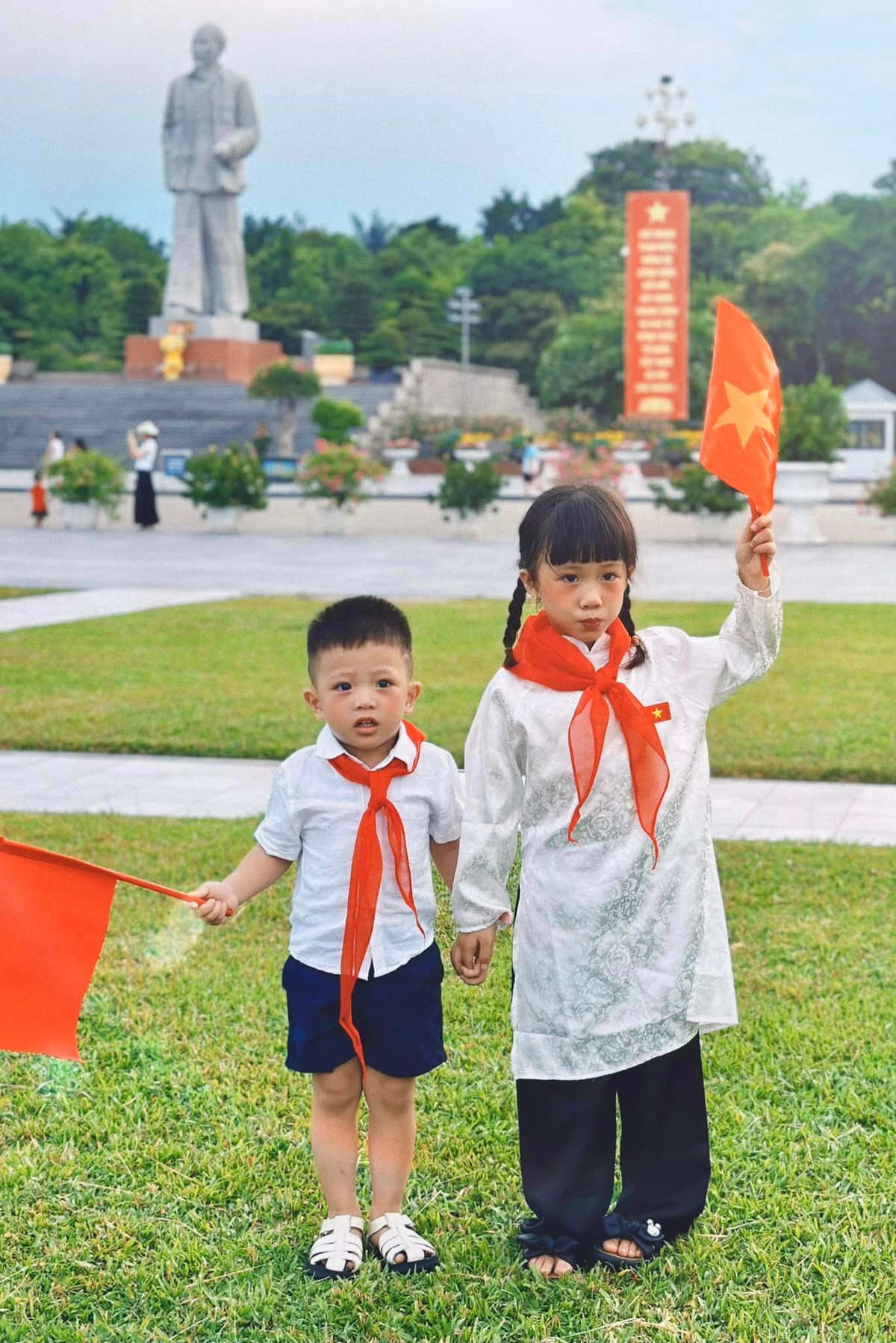 Tình yêu nước được Phan Văn Đức gieo mầm từ những hành động nhỏ nhất...