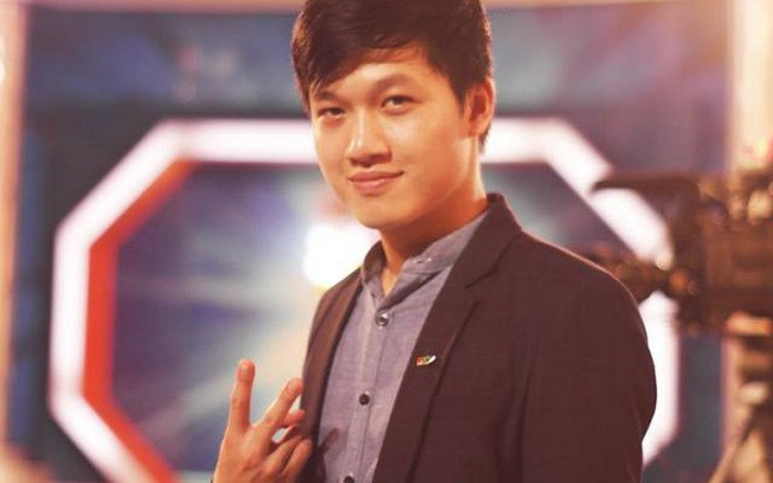 Trần Ngọc là một trong những gương mặt nam MC hot nhất nhì VTV. Facebook cá nhân của anh sở hữu gần 70.000 lượt theo dõi - con số mà nhiều Facebooker mơ ước.