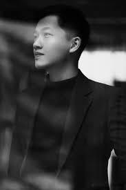 Trần Ngọc cũng tham gia đào tạo kĩ năng nói và dẫn chương trình cho câu lạc bộ M.V.P. (Master of Voice Power), đồng thời quản lý công việc tại studio ảnh cưới của vợ.