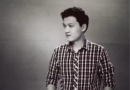 Trần Ngọc tỏ ra khá gay gắt khi đáp lời một người hâm mộ tỏ ra ngạc nhiên vì bản tin hay thế của VTV24 lại "tơi tả" với cộng đồng mạng.